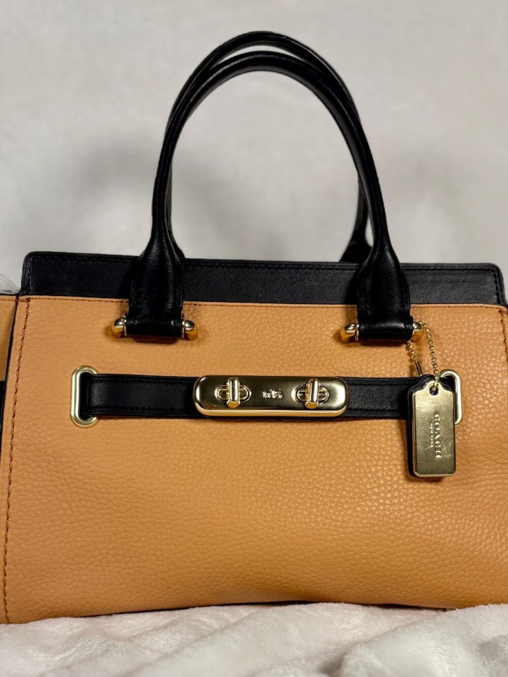 Coach Swagger 27 Carryall in Camel and Apricot Pebble Leather With Suede Panels